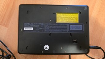 SONY do auta DVD prehrávač. - 7