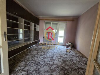 Exkluzívne na predaj dvojgeneračný rodinný dom - Revúca, Okr - 7