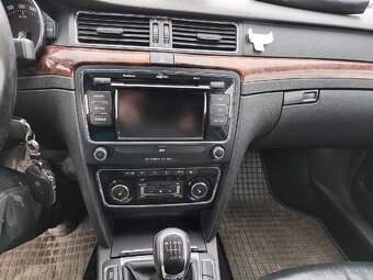 Skoda Superb 2.0 tdi - 7