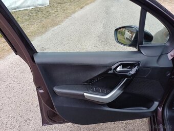 Predám Peugeot 208, 1.6HDI, 68Kw, automatická prevodovka 6kv - 7