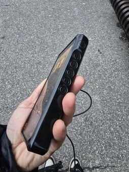 Hudobný prehrávač Sony - 7