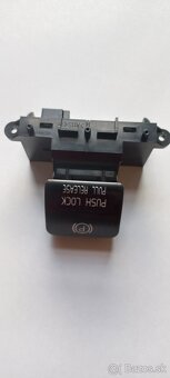 predam nahradne diely na volvo V70 - 7