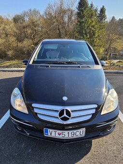 Mercedes Benz B150 - 7