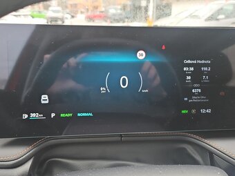 MG HS HYBRID+ Exclusive 1,5turbo 164kw /226koní - 7