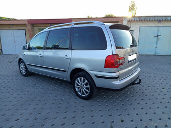 Volkswagen Sharan 2,0 TDI 103kw 7- miestne Business - 7