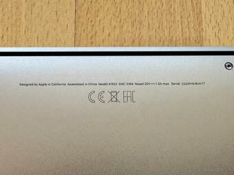 MacBook Air 13", TOP STAV, Výdrž batérie 6 hod. - 7