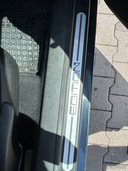 Volkswagen Golf 4 Edition - 7