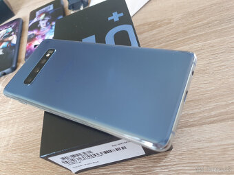 Samsung Galaxy S10 plus Blue - 7
