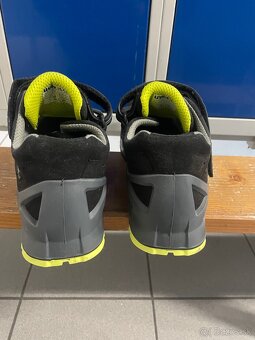 Pracovna obuv uvex - 7