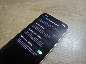 Iphone 14 biely v TOP stave na telefone niesu skoro ziadne z - 7
