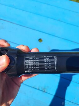 Rock shox yari rc 160mm - 7