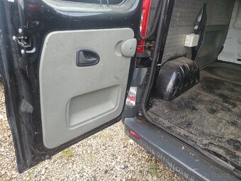 Renault Trafic 2.5 automat - 7