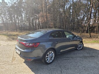 RENAULT MEGANE 2017 - 7