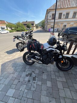05/2023 Triumph Street Triple 765 R/RS - 7