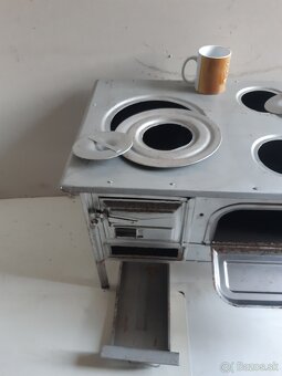 Šporák na drevo,brikety 5kw - 7
