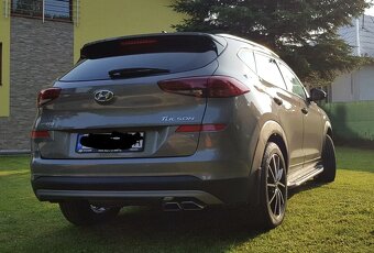 Predám HYUNDAI TUCSON 1.6 Tgdi, benzín 130kw, 4x4 + ťažné - 7