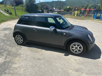 Predám Mini Cooper R50 (2002) – 1.6 85 kW - 7
