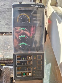 Hyundai Robex 200W-2 - 7