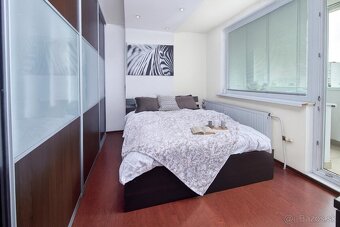 Dvojgarsónka po kompletnej rekonštrukcii na predaj - 7