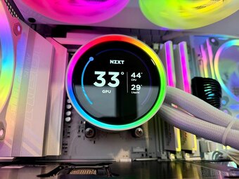 Ryzen 7 9800x3D, RTX 5080 16GB, 32GB RAM, 2TB SSD, 1200W - 7