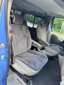 RENAULT TRAFFIC BUS LONG - 7