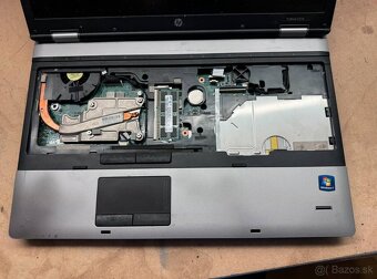 Predám pokazený notebook na náhradné diely zn.HP 6555b. - 7