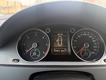 Volkswagen Passat Variant 1,6 TDI R-LINE - 7