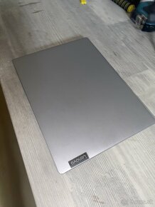 Notebook lenovo. 70€ - 7