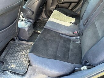 Honda CR-V 2.2 diesel MT/6 - 7