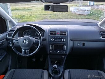 Volkswagen Touran 1.6 TDI BlueMotion - 7