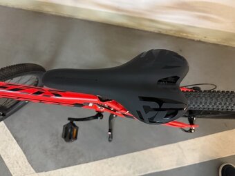 predám 24" horský bicykel Scott - 7