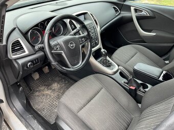 Predám Opel Astra J - 7