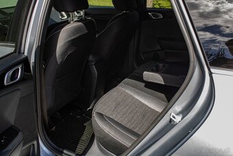 Kia Ceed SW 1.5 T-GDi GT-Line M6 - 7