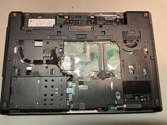 HP EliteBook 8560W Workstation na diely - 7