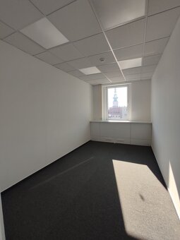 Svetlý kancelársky celok, 330m2, Hurbanovo Námestie/Obchodná - 7