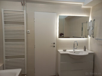 Prenájom 4 izb. bytu v RD, Staré Mesto, Révová ul. - 7