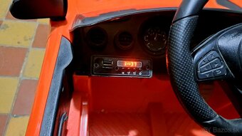 Mercedes AMG GT R - 7