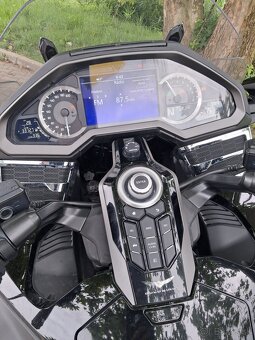Honda Goldwing - 7