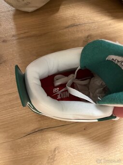 Jordan 4 Sb pine green - 7