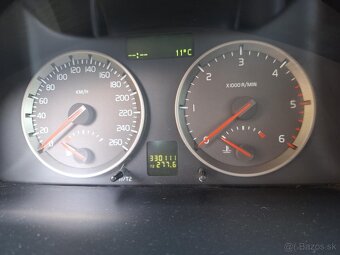 Predám Volvo V50 1.6D - 7