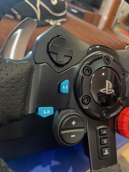 Logitech G29 Driving Force - 7