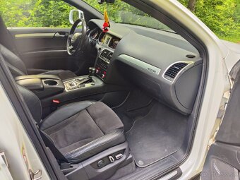 AUDI Q7 - 7