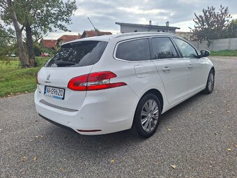 Peugeot 308SW - 7