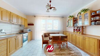 VEĽMI PEKNÝ 2–3 GENERAČNÝ RD s možnosťou podnikania - 7