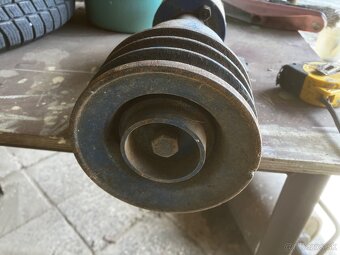 Remenica/ hriadeľ na cirkulár - 7