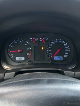 Volkswagen Golf 4 - 7