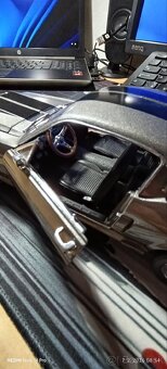 Ford Mustang GT 500 - 7