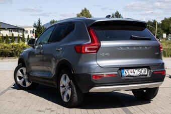 Volvo XC40 D4 Momentum (2018) - 7