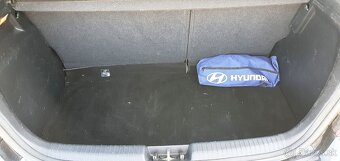 Hyundai i20 1,2i 78k, klimatizácia, kúpené v SR, 2011 - 7