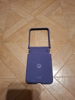 Motorola Razr 50 Ultra - 7
